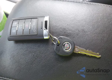 2014 Cadillac Srx Performance Collection z USA, uszkodzony, nr VIN 3GYFNFE38ES656510